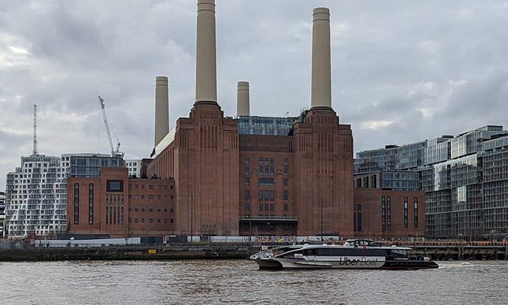 Uber clipper boat battersea